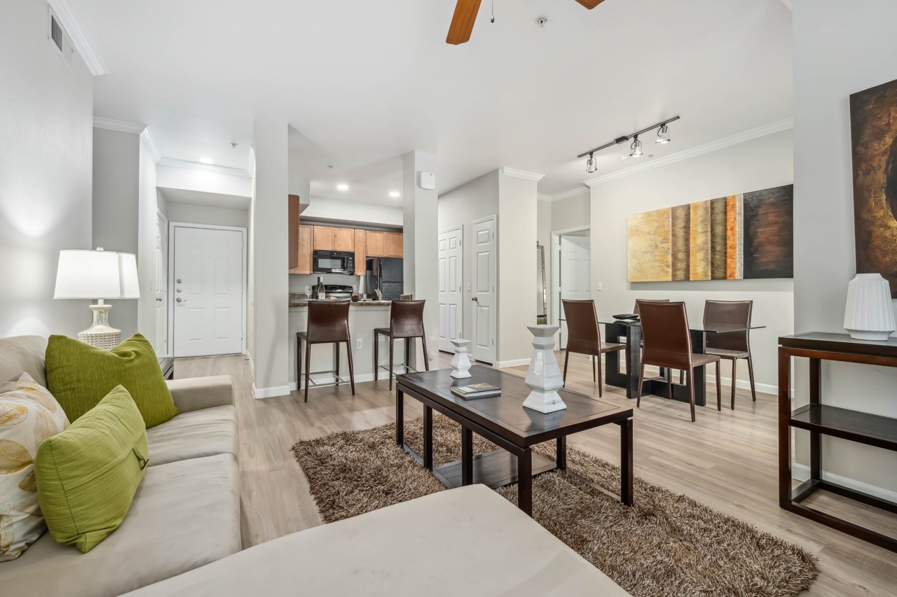 Residences at FortyTwo25 Apartments Image 1